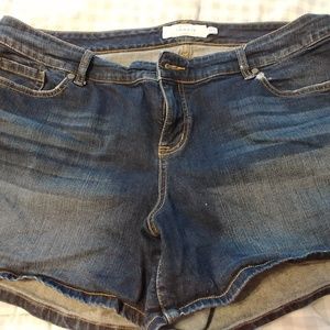 Torrid size 22 denim shorts